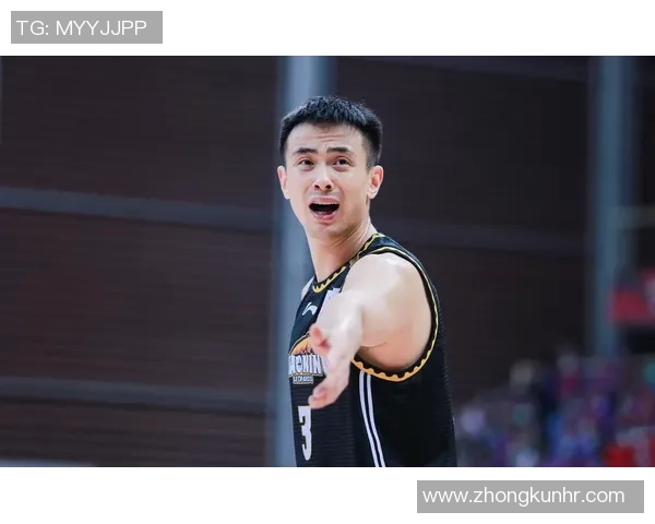 姚明篮协罚单引发热议球迷与专家各抒己见探讨背后原因与影响 姚明篮协罚单引发热议球迷与专家各抒己见探讨背后原因与影响