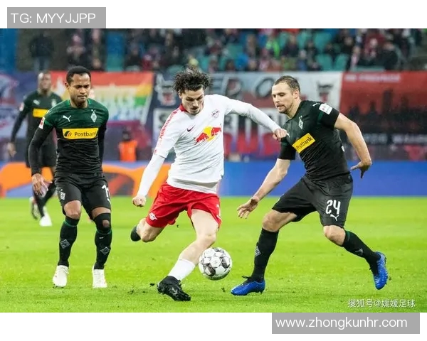 沙尔克主场大胜弗赖堡,豪取3分! 沙尔克主场大胜弗赖堡,豪取3分!