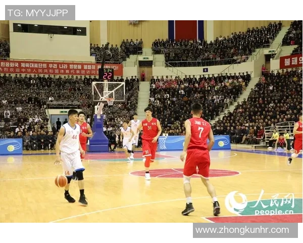 老大与姚明的传奇对决:篮球场上的巅峰时刻与友谊的交融 老大与姚明的传奇对决:篮球场上的巅峰时刻与友谊的交融